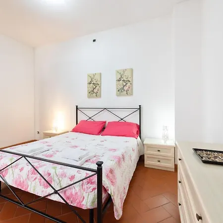 Ghibellina Apartments Apartment